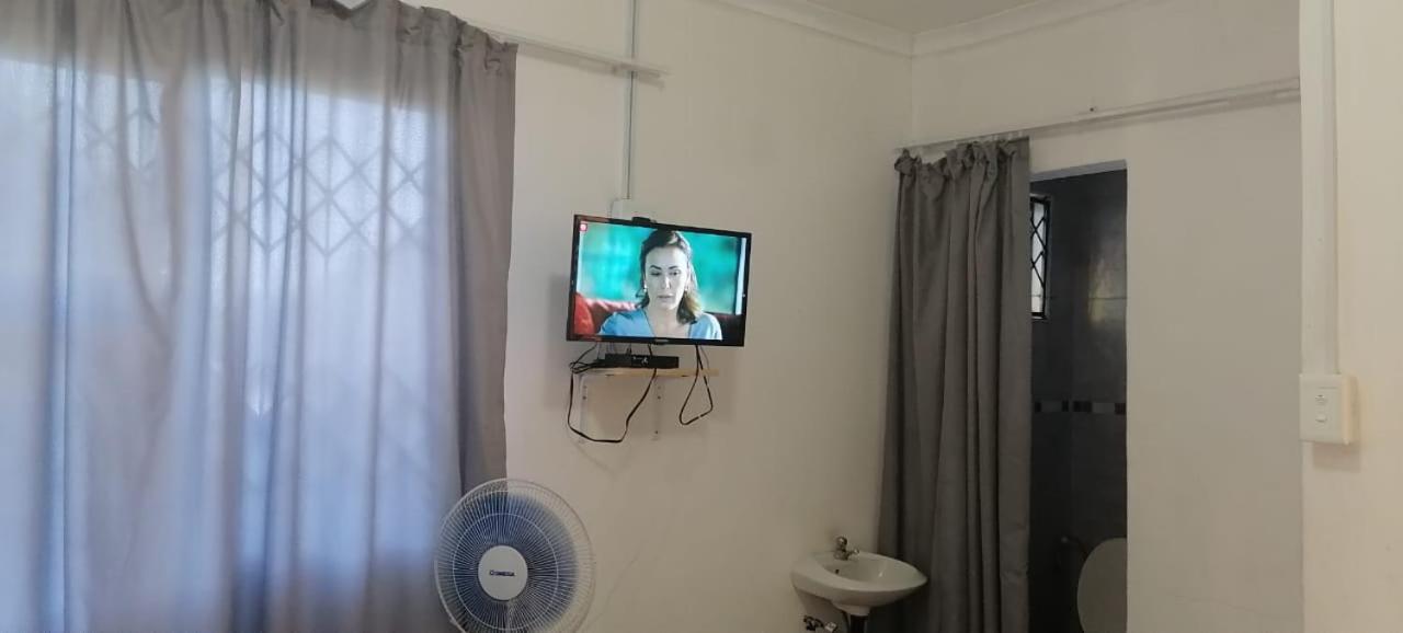30 Nine Guesthouse Nseleni Kültér fotó